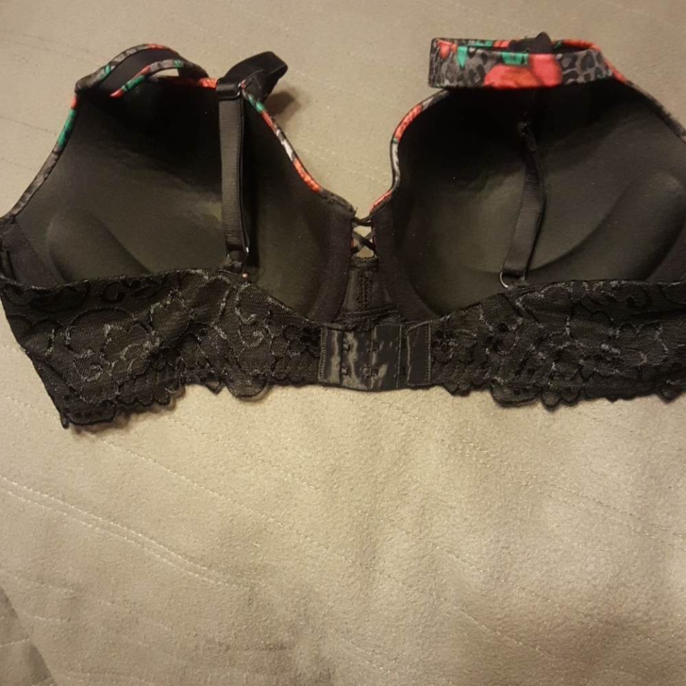 Bra - Picture 3 of 3
